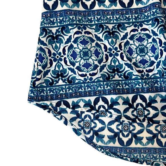 Women's Short Sleeved Patterned Blue Top Size - Picture 3 of 4